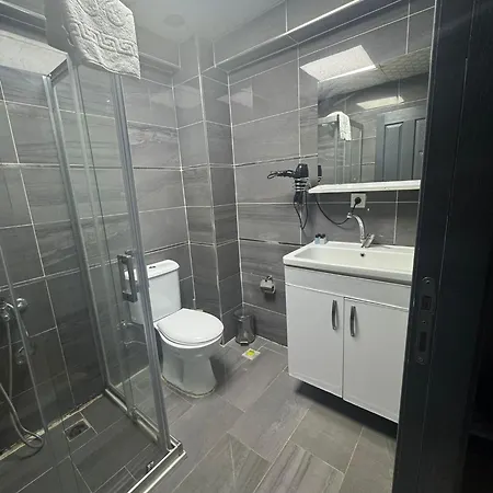 Diva Karsiyaka Hotell *